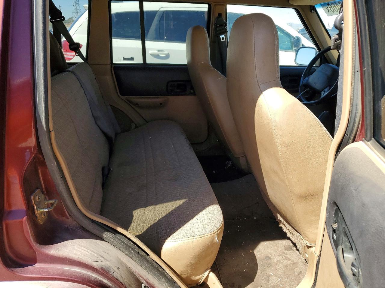 2000 JEEP Cherokee VIN 1J4FT48S2YL168161 photo 10