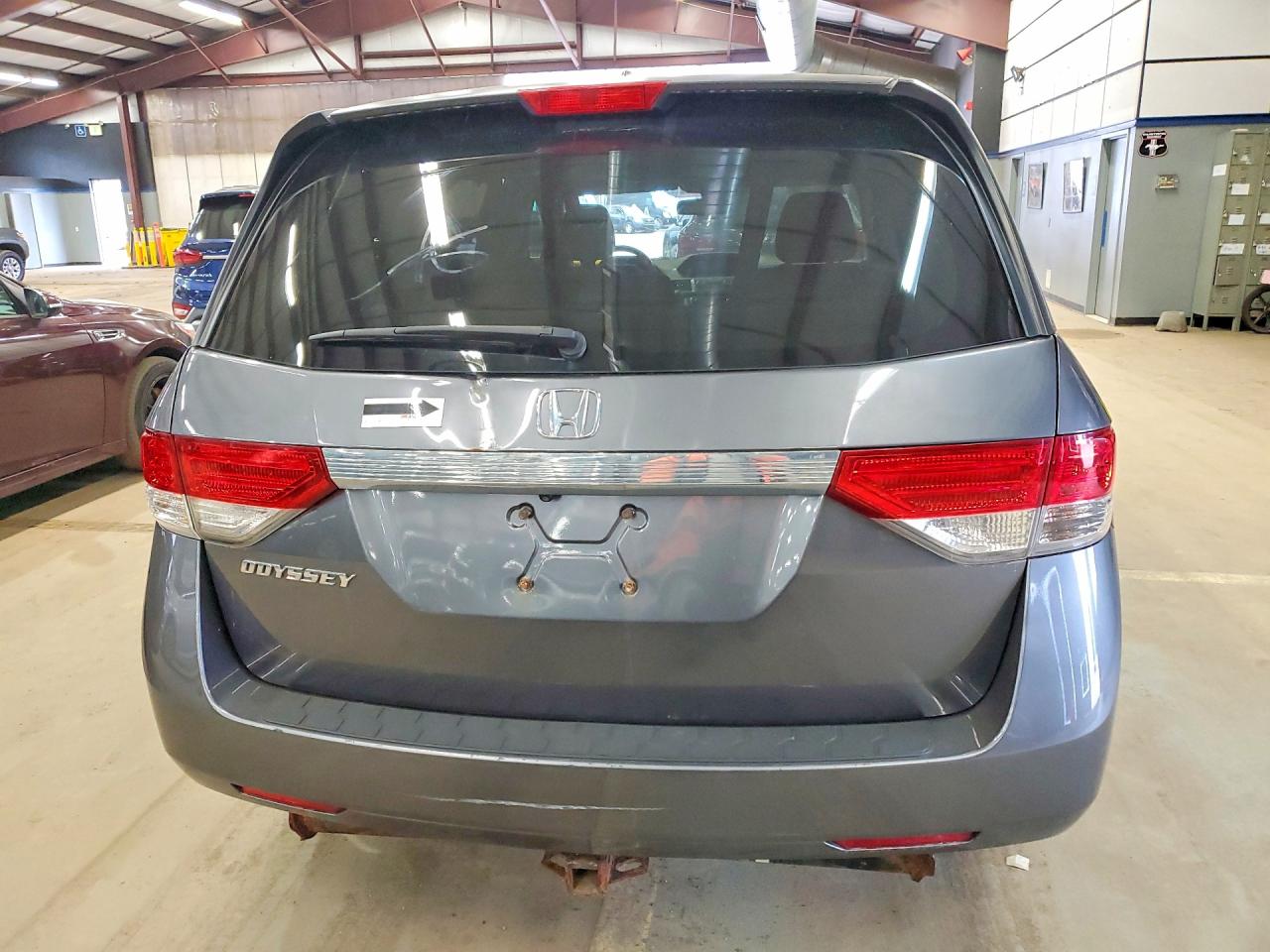 2017 Honda Odyssey VIN 5FNRL5H62HB014709 photo 6