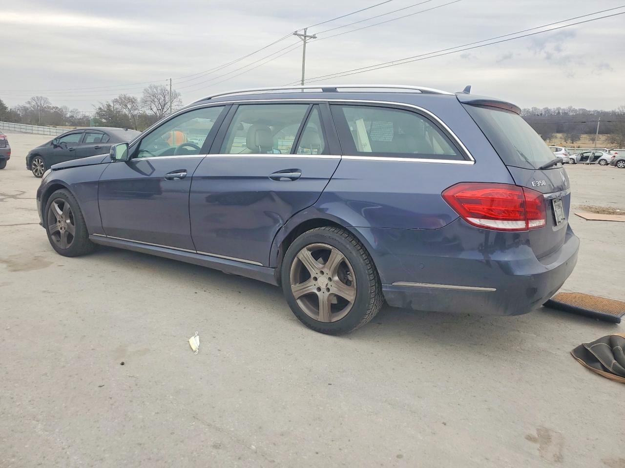 2014 Mercedes-Benz E-class VIN WDDHH8JB0EA929669 photo 2