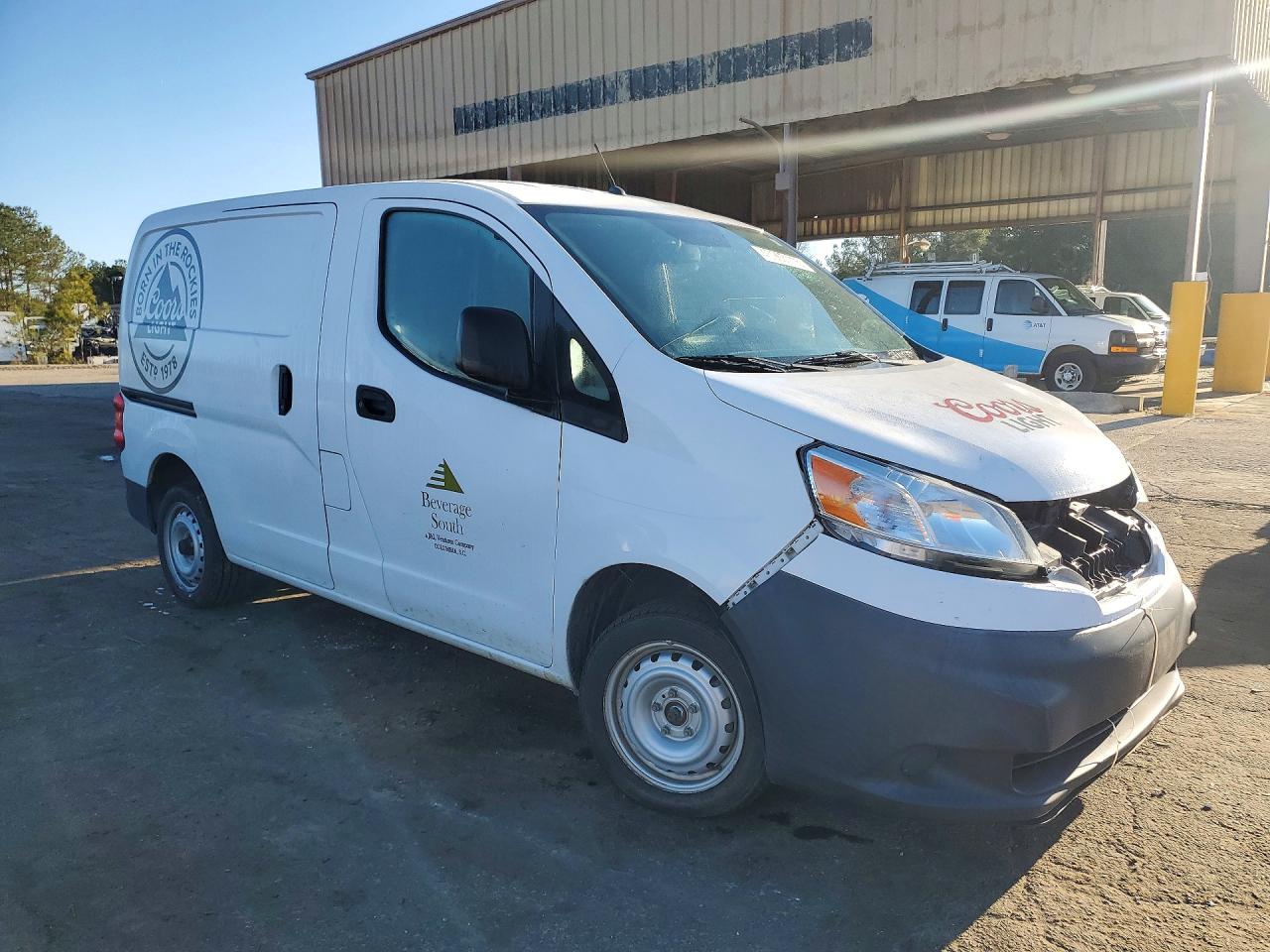 2019 Nv VIN 3N6CM0KN7KK708877 photo 4