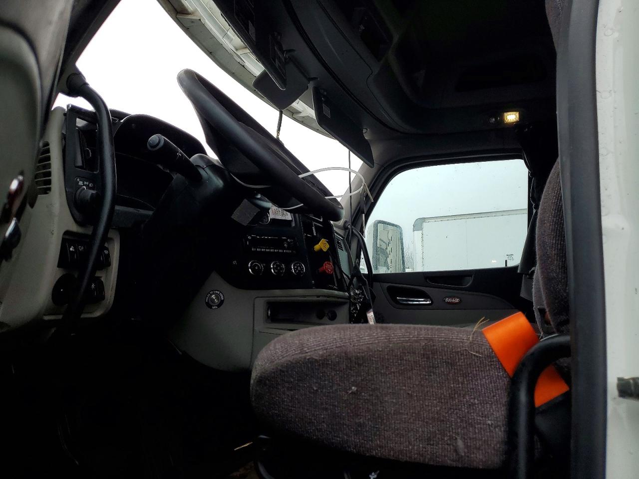 2024 PETERBILT All other VIN 1XPBDP9X3RD664304 photo 5