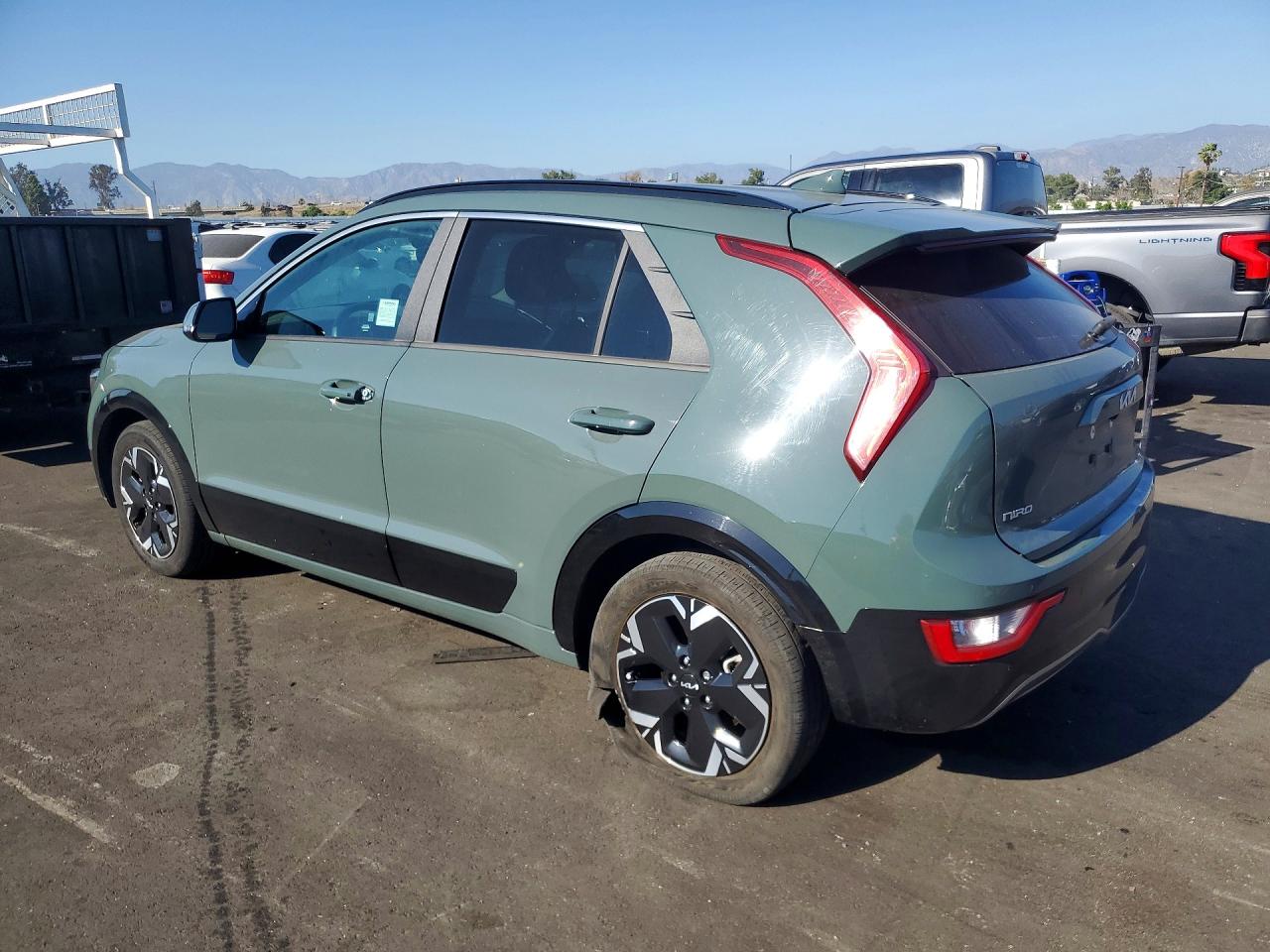 2024 Kia Niro Ev Wind VIN KNDCR3L14R5095087 photo 2