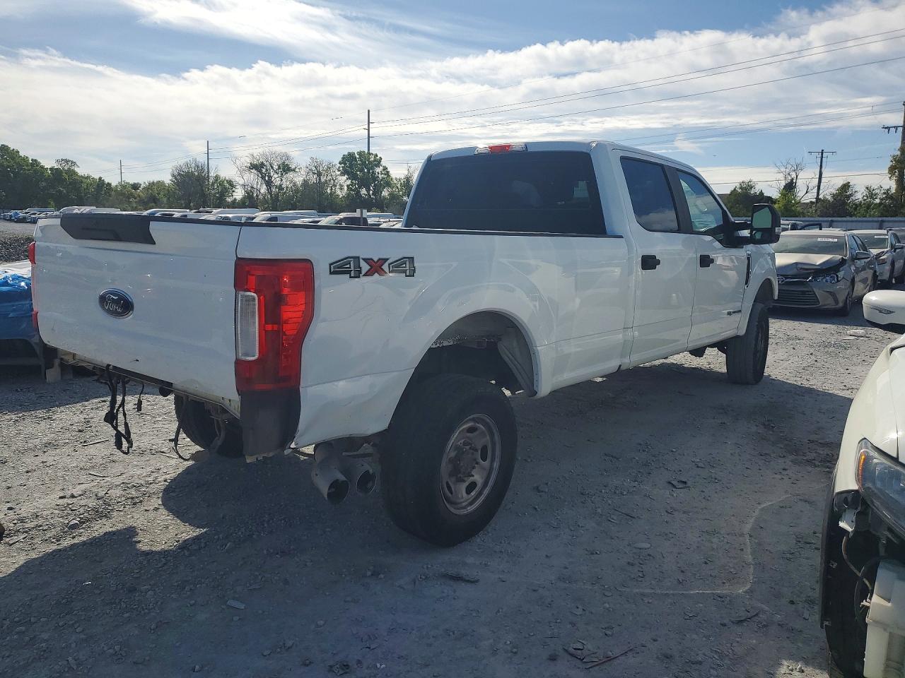2017 FORD F250 VIN 1FT7W2BT0HEE95024 photo 3