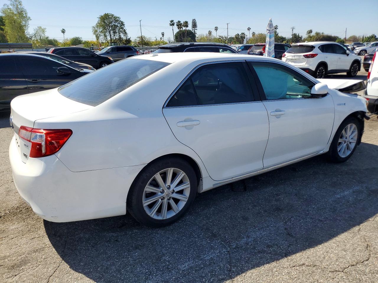 2012 Toyota Camry sola VIN 4T1BD1FK1CU043024 photo 3