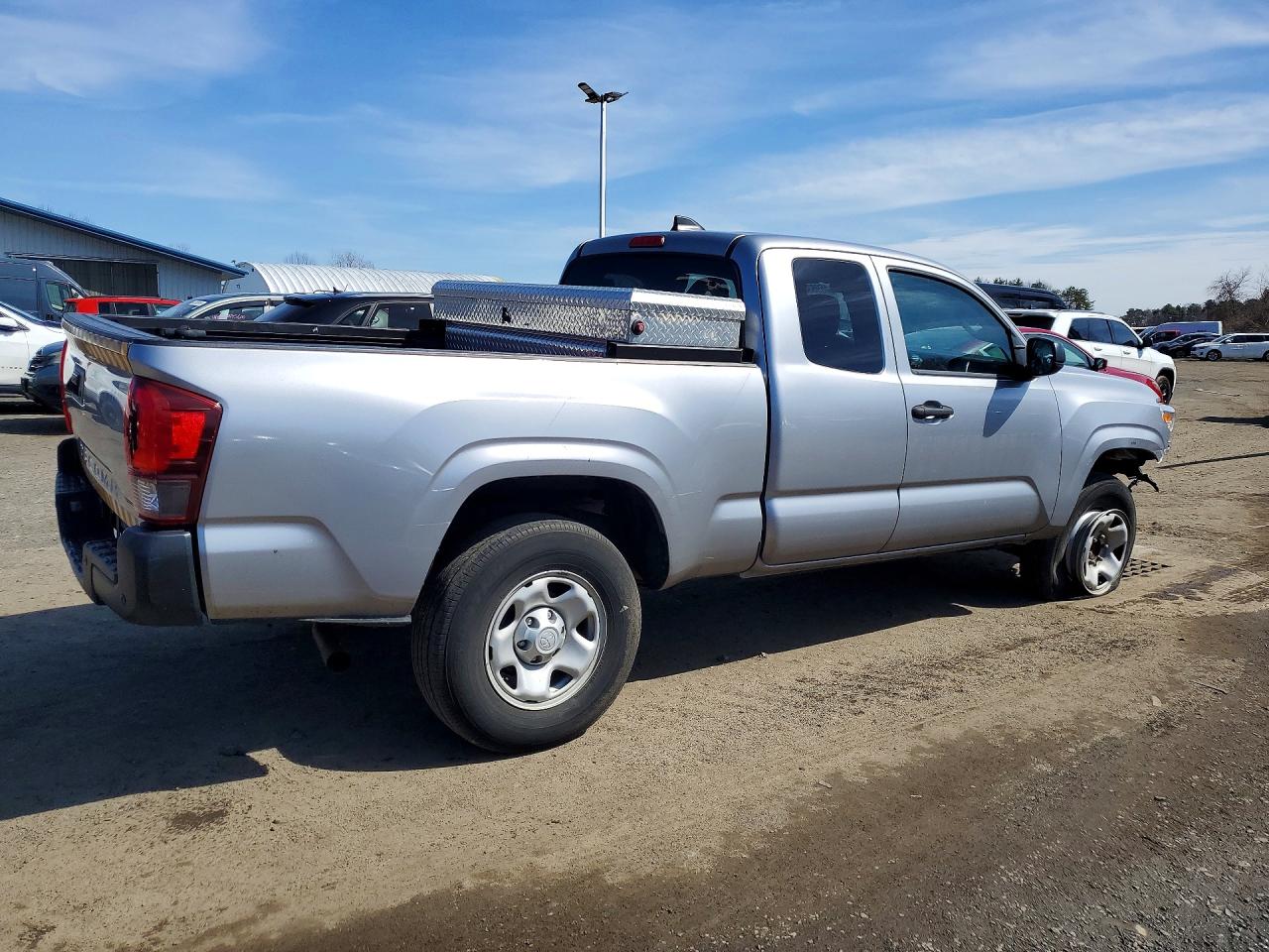 2021 Toyota Tacoma sr VIN 3TYRX5GN6MT024800 photo 3