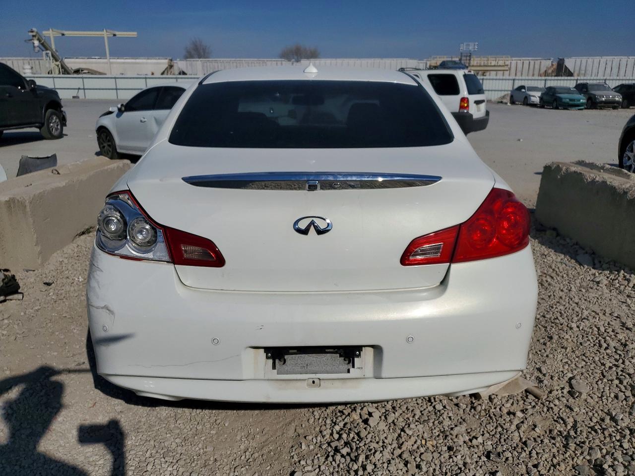 2011 Infiniti G37 VIN JN1CV6ARXBM403562 photo 6