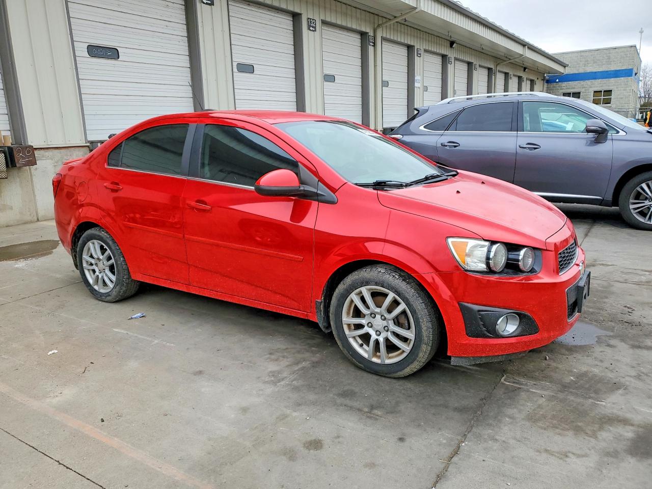 2015 CHEV Sonic VIN 1G1JC5SH8F4119470 photo 4