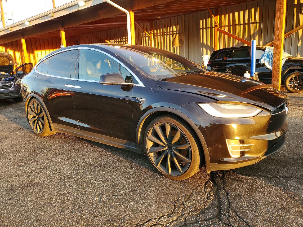 2017 Tesla Model x VIN 5YJXCBE29HF060691 photo 4
