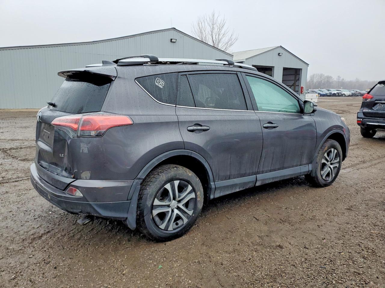 2016 Toyota Rav4 VIN 2T3ZFREV5GW292586 photo 3