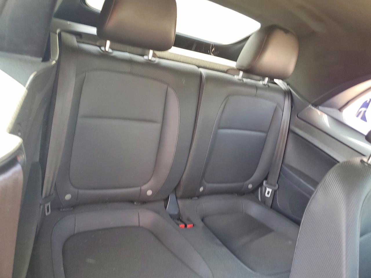 2016 Volkswagen Beetle VIN 3VW517AT2GM804678 photo 10