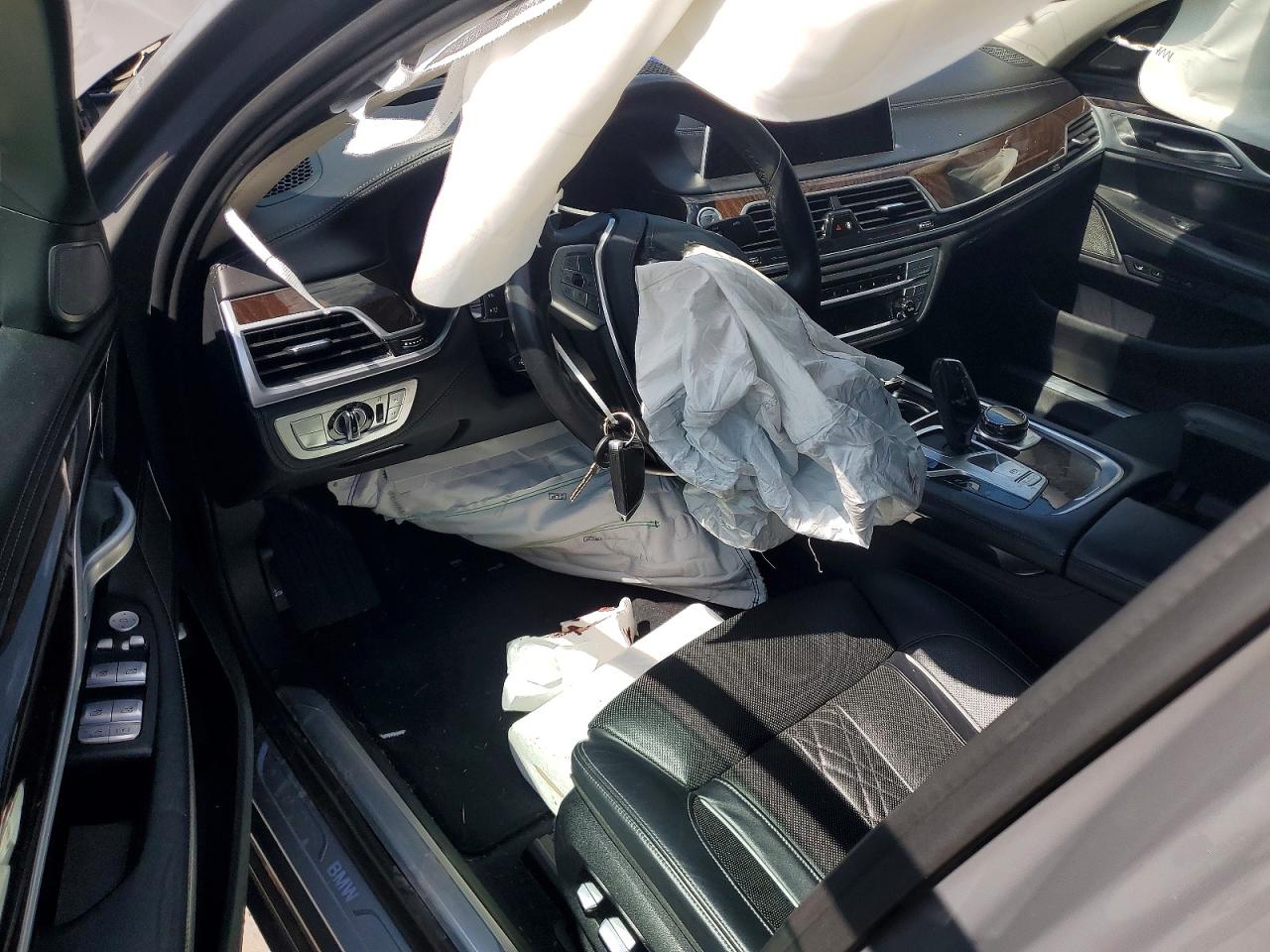 2020 BMW 7 series VIN WBA7T2C0XLCD75734 photo 8