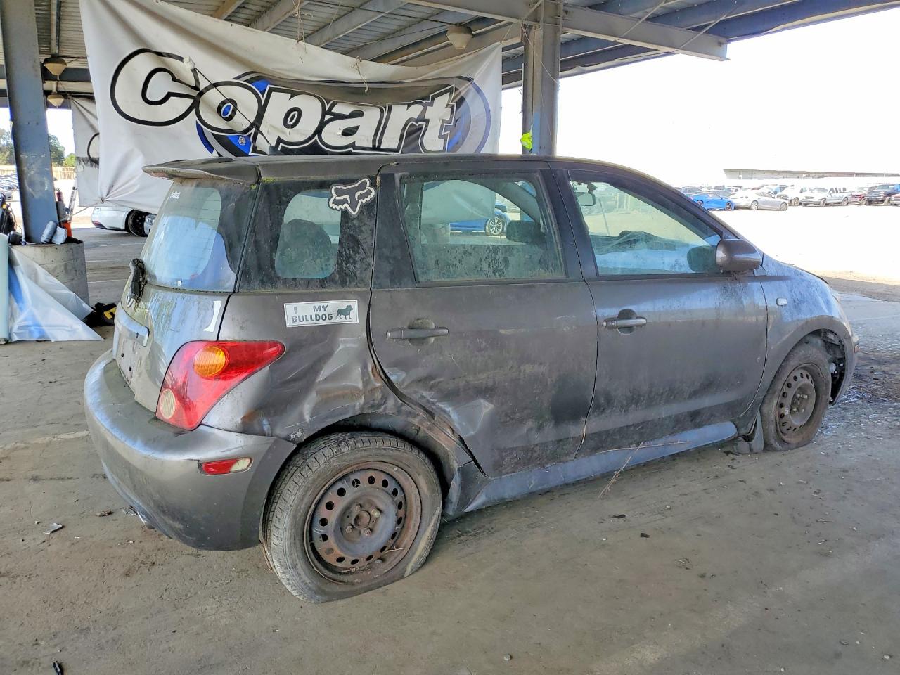 2005 Scion Xa VIN JTKKT624050110520 photo 3