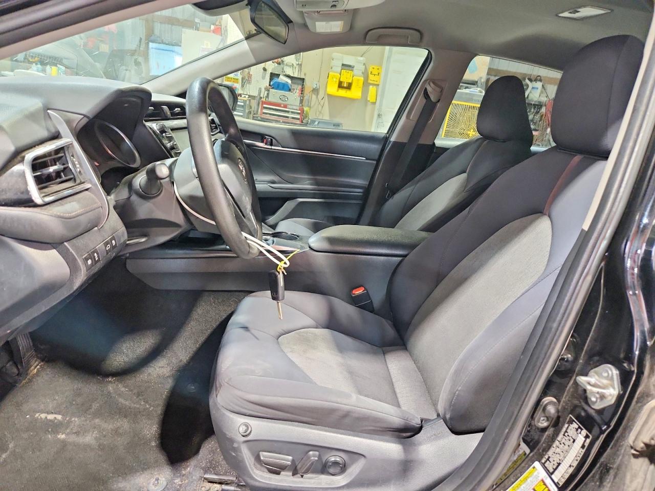 2018 Toyota Camry VIN 4T1B11HK6JU049422 photo 7