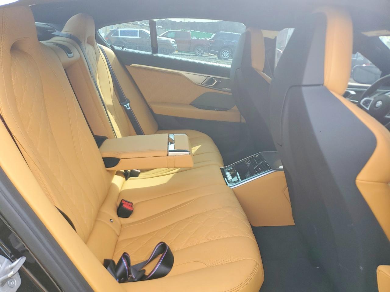 2025 BMW M8 VIN WBSGV0C0XSCT98534 photo 10
