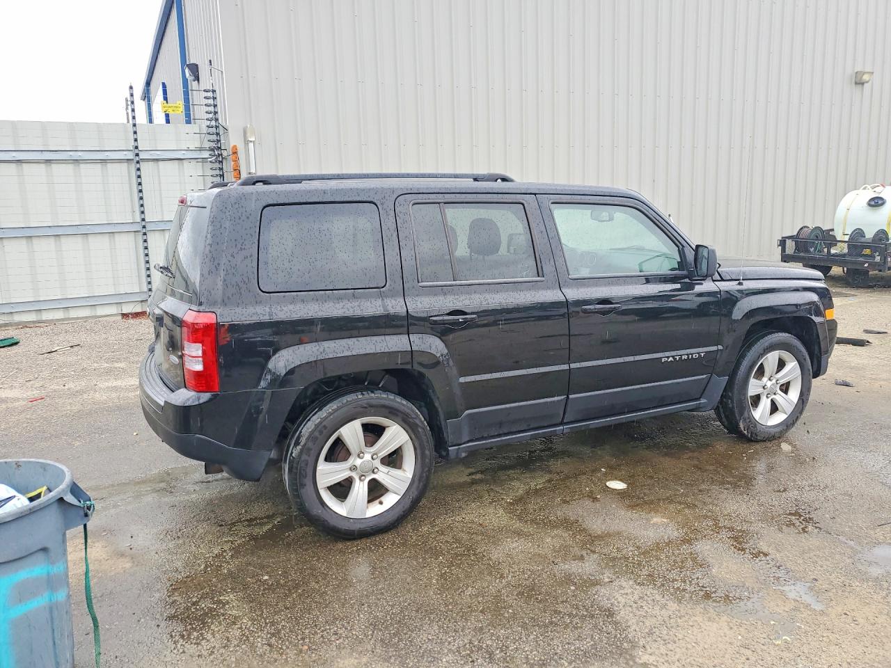 2014 Jeep Patriot VIN 1C4NJPFB3ED667116 photo 3