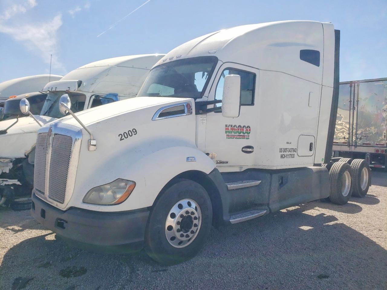 2019 KENWORTH All other VIN 1XKYDP9X9KJ299229 photo 2