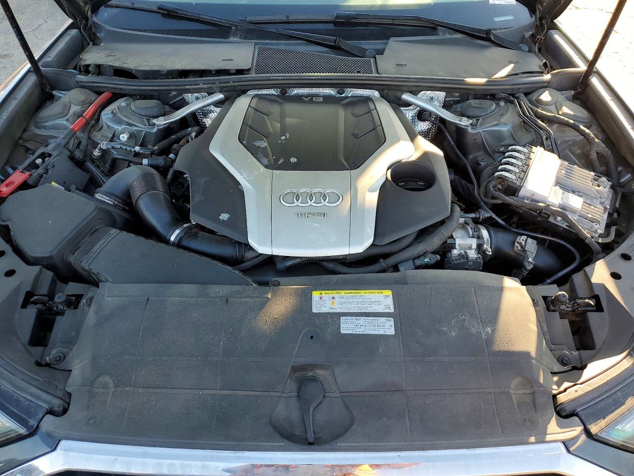 2019 Audi A6 VIN WAUL2AF23KN022454 photo 11
