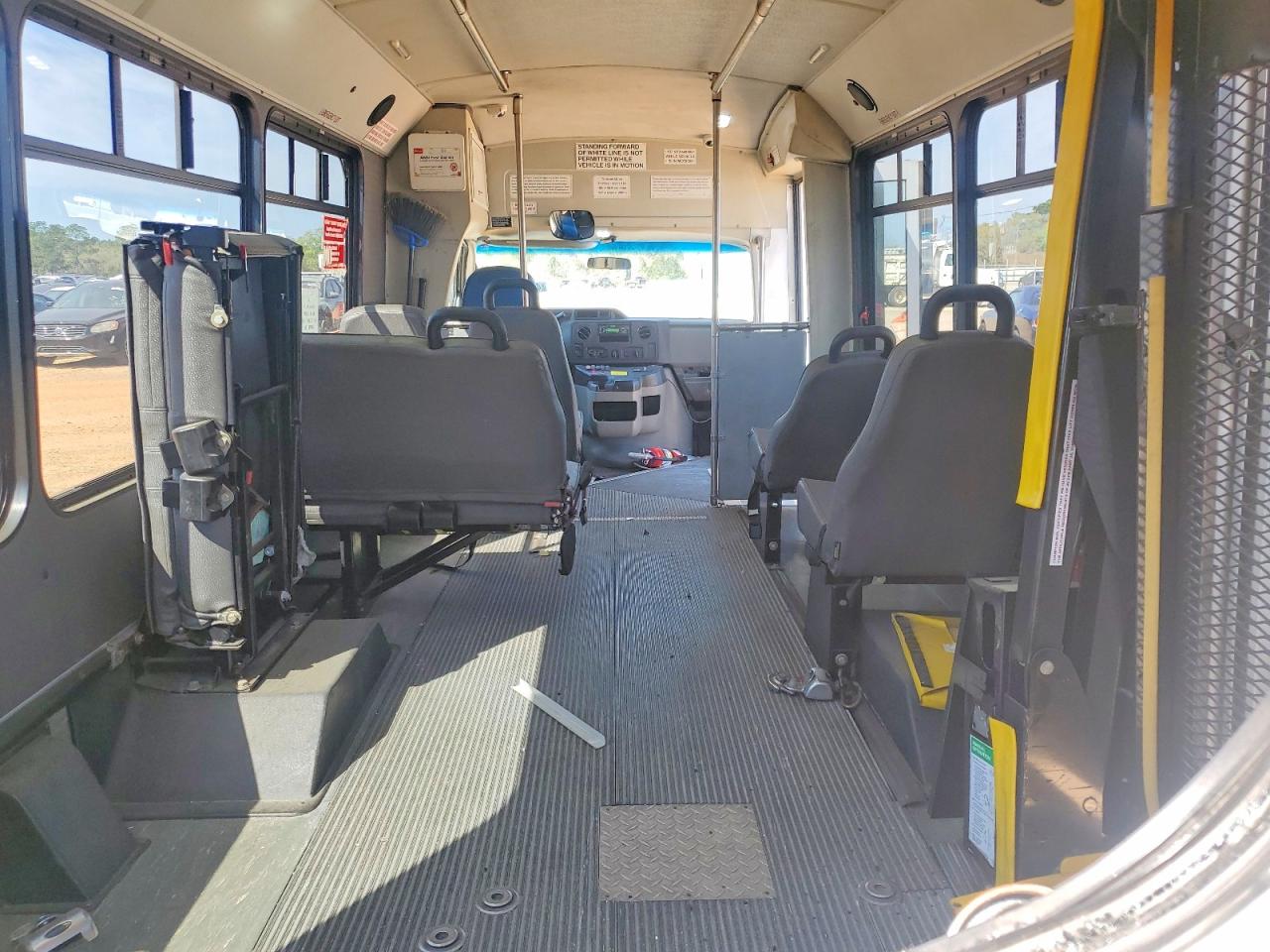 2016 Ford Econoline VIN 1FDEE3FL3GDC17065 photo 10