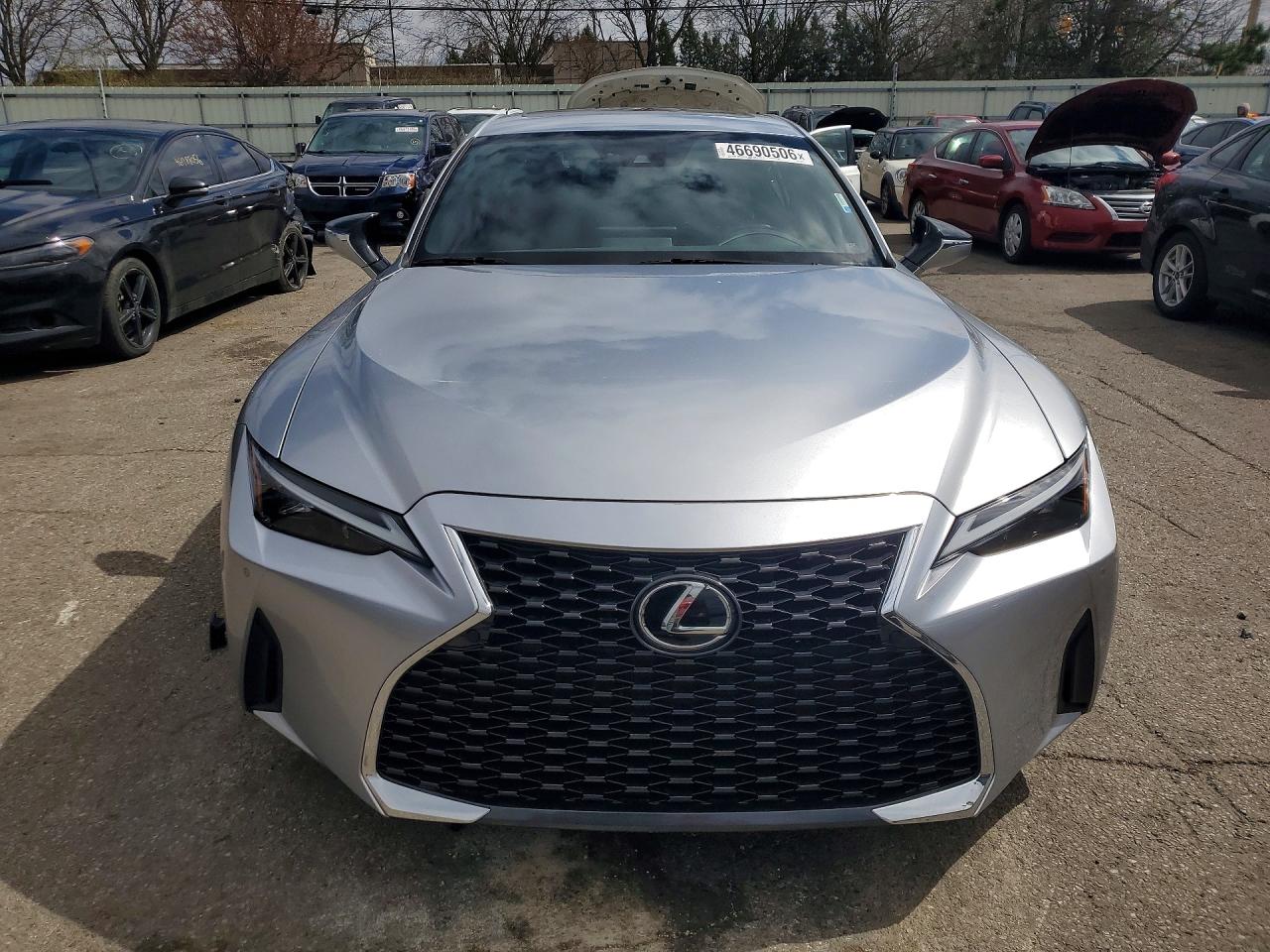 2024 Lexus Is VIN JTHCA1D20R5132217 photo 5