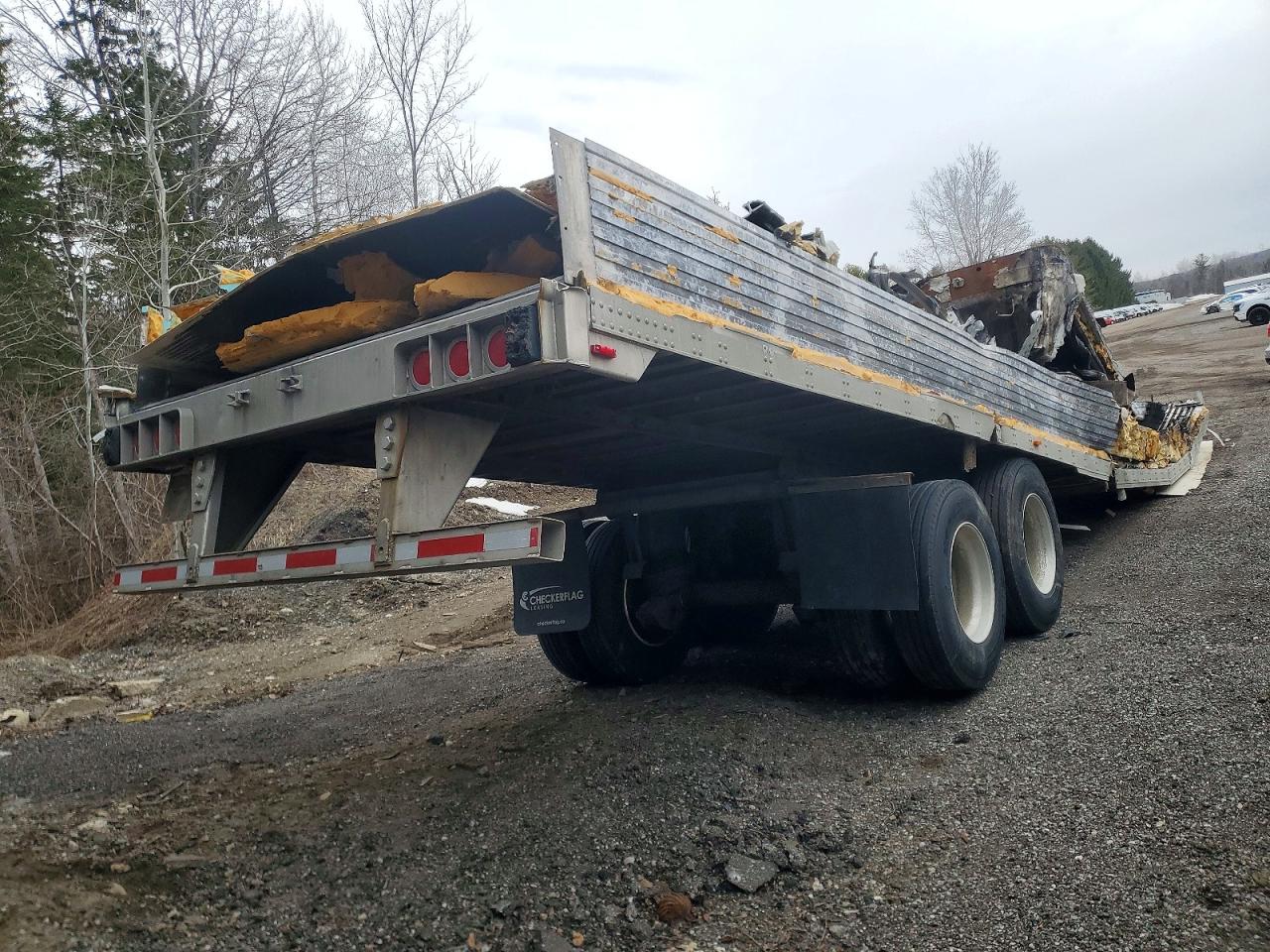 2012 UTILITY Trailer VIN 1UYVS2534CM452403 photo 4
