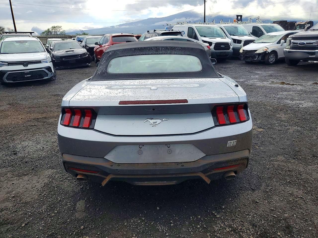 2026 FORD Mustang VIN 1FAGP8UH2T5103295 photo 6