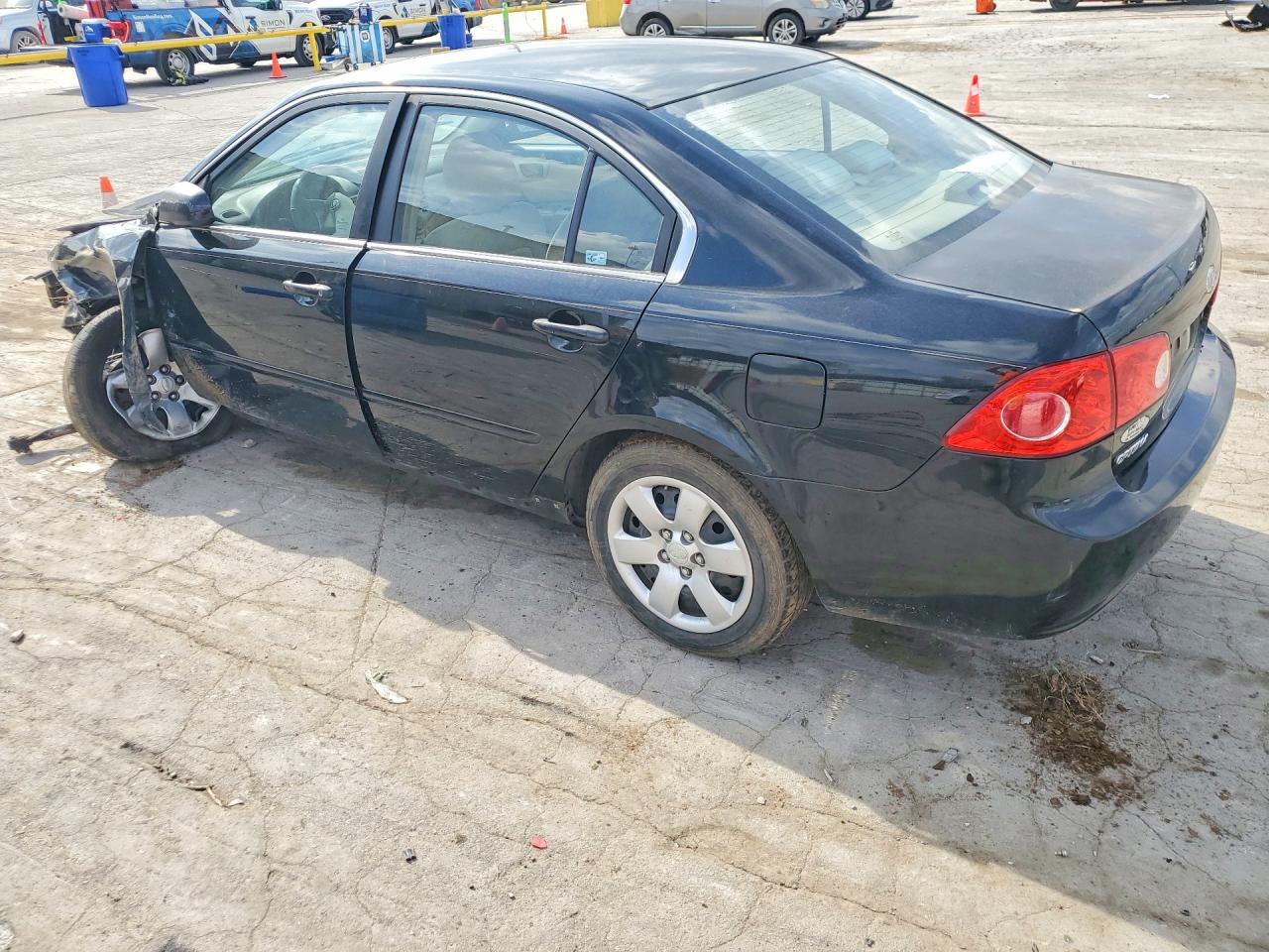 2008 Kia Optima VIN KNAGE123485221447 photo 2