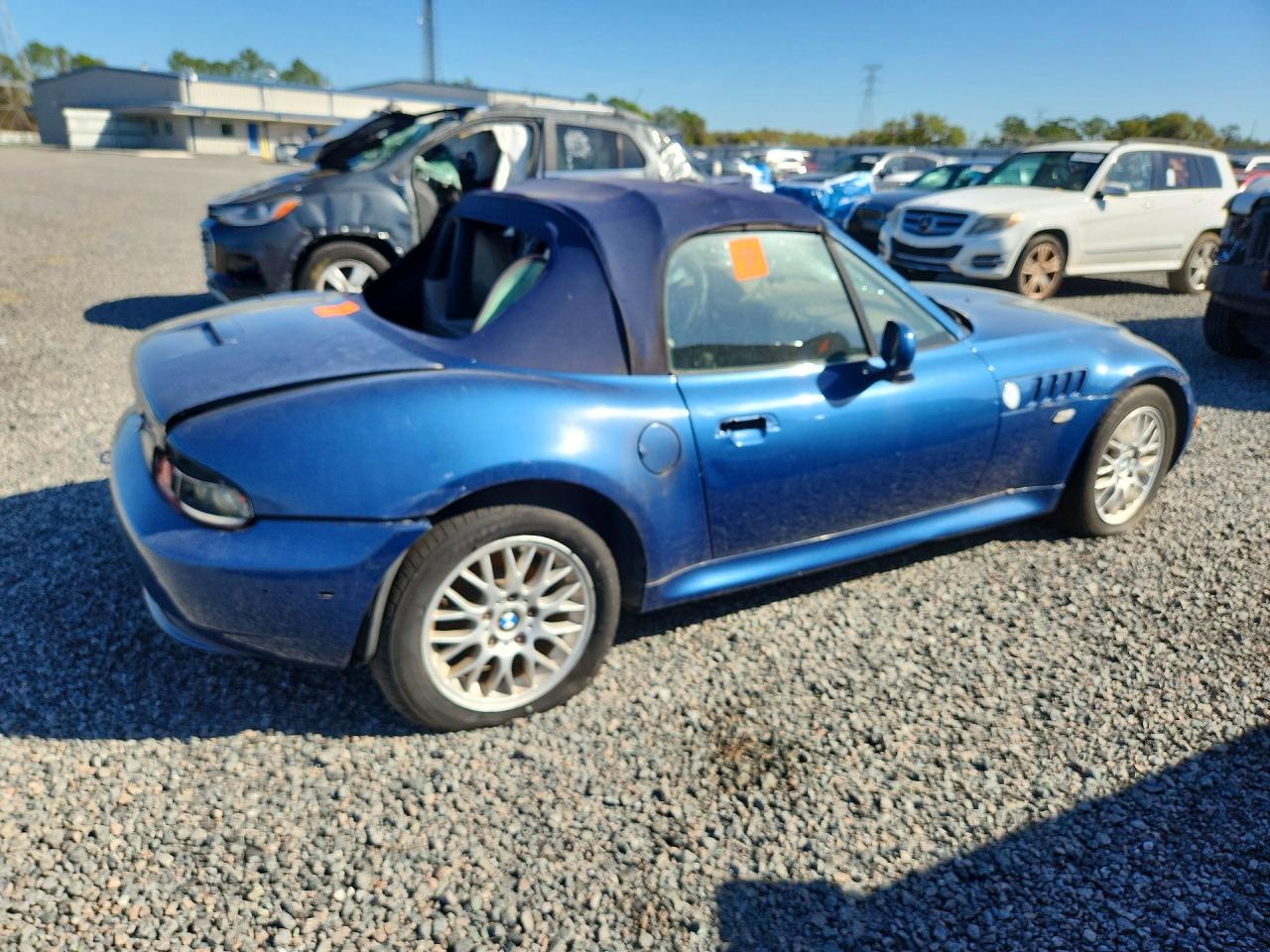 2002 BMW Z3 VIN 4USCN33422LM06128 photo 3