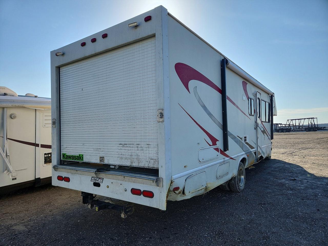 2005 FORD Econoline VIN 1FDXE45S95HB07067 photo 4