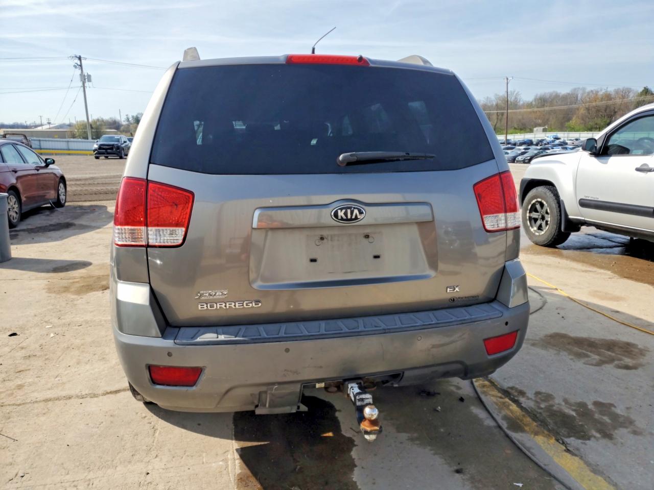 2009 Kia Borrego VIN KNDJJ741495016862 photo 6