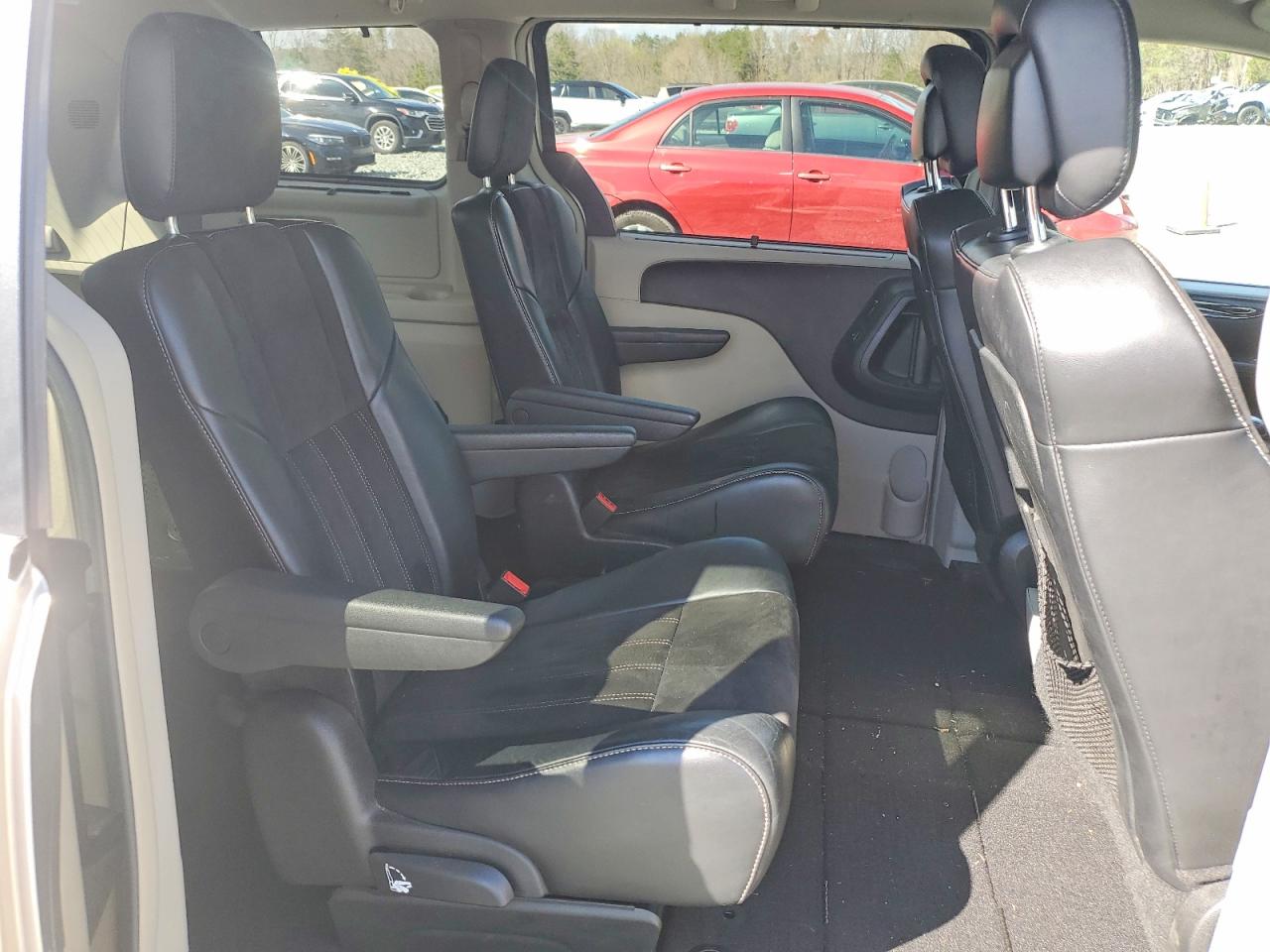 2015 Chrysler Minivan VIN 2C4RC1JG2FR698206 photo 11