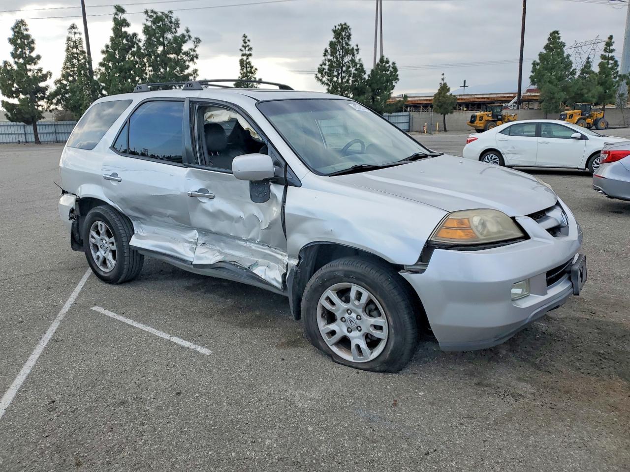 2005 Acura Mdx VIN 2HNYD18625H513687 photo 4