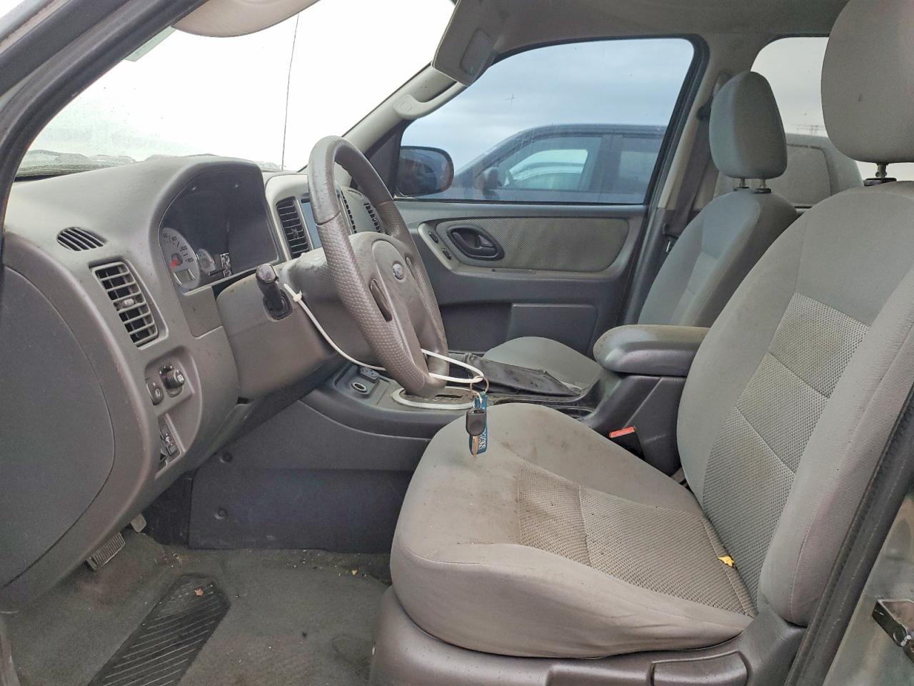 2006 Ford Escape VIN 1FMCU95H06KB36464 photo 7