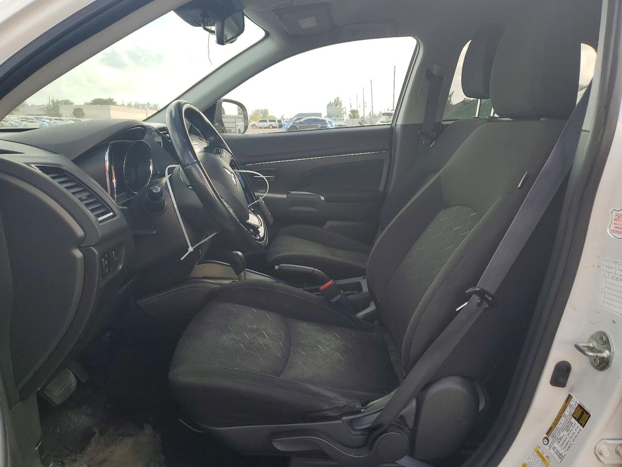 2021 Mitsubishi Outlander sport VIN JA4APVAU7MU011827 photo 7