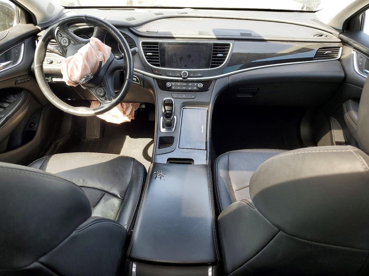 2017 Buick Lacrosse VIN 1G4ZR5SS7HU209924 photo 8