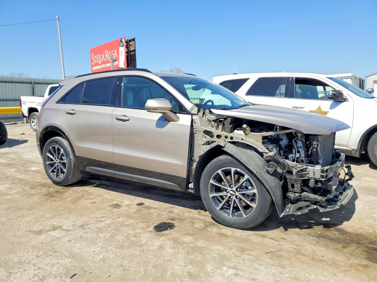 2024 Cadillac Xt4 VIN 1GYFZER49RF149739 photo 4