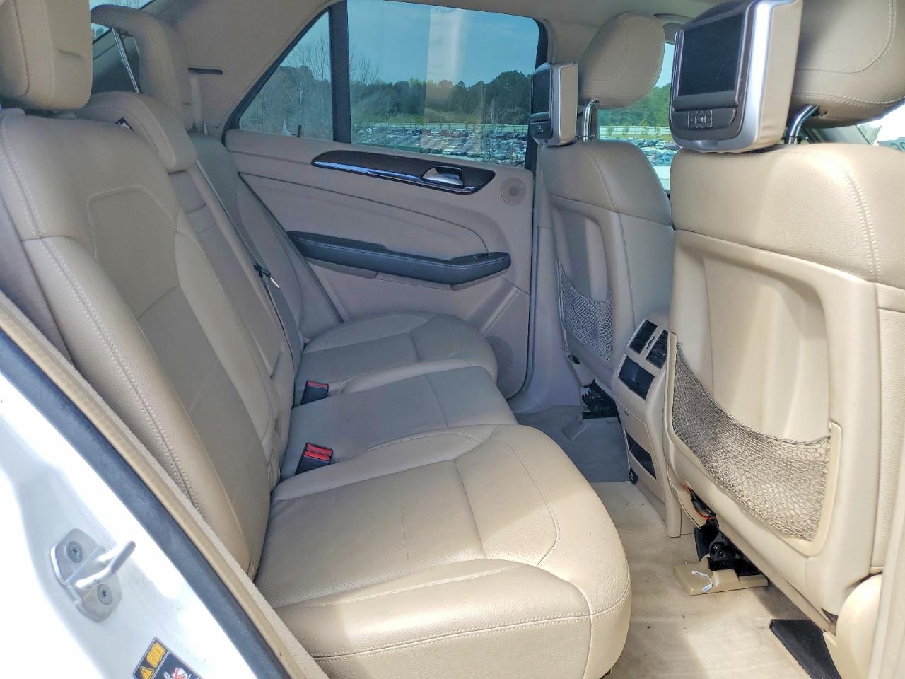 2015 Mercedes-Benz M-class VIN 4JGDA5JB1FA530083 photo 11