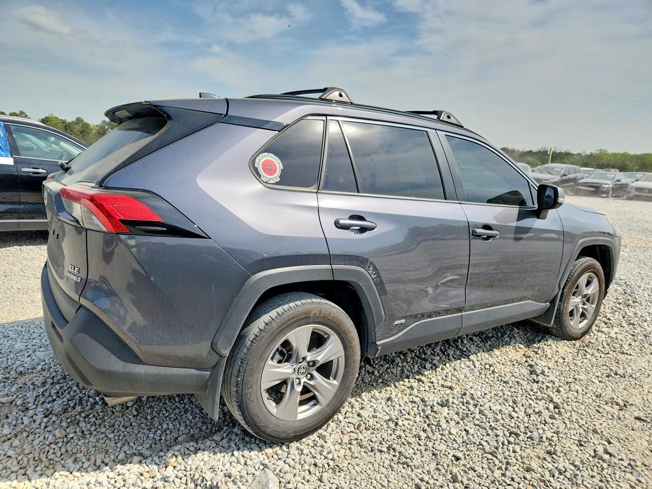 2023 Toyota Rav4 VIN JTMRWRFV7PD190282 photo 3