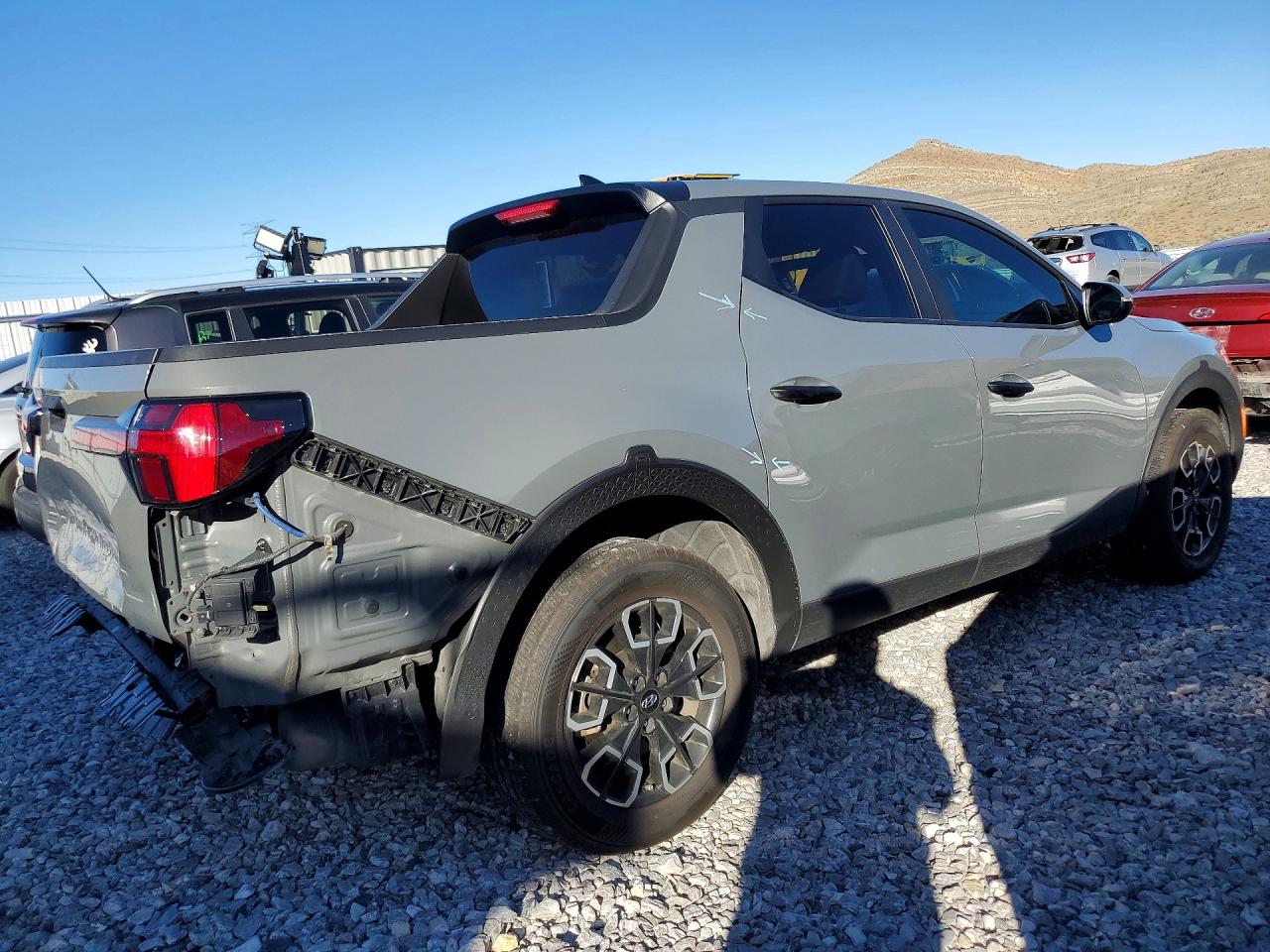 2024 Hyundai Santa cruz VIN 5NTJB4AE9RH100633 photo 3
