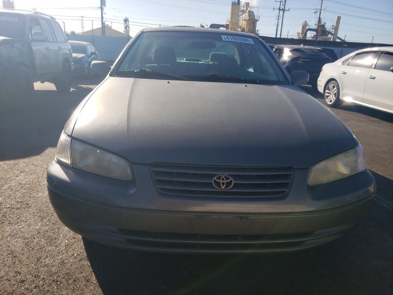 1997 Toyota Camry VIN JT2BF22K0V0039494 photo 5