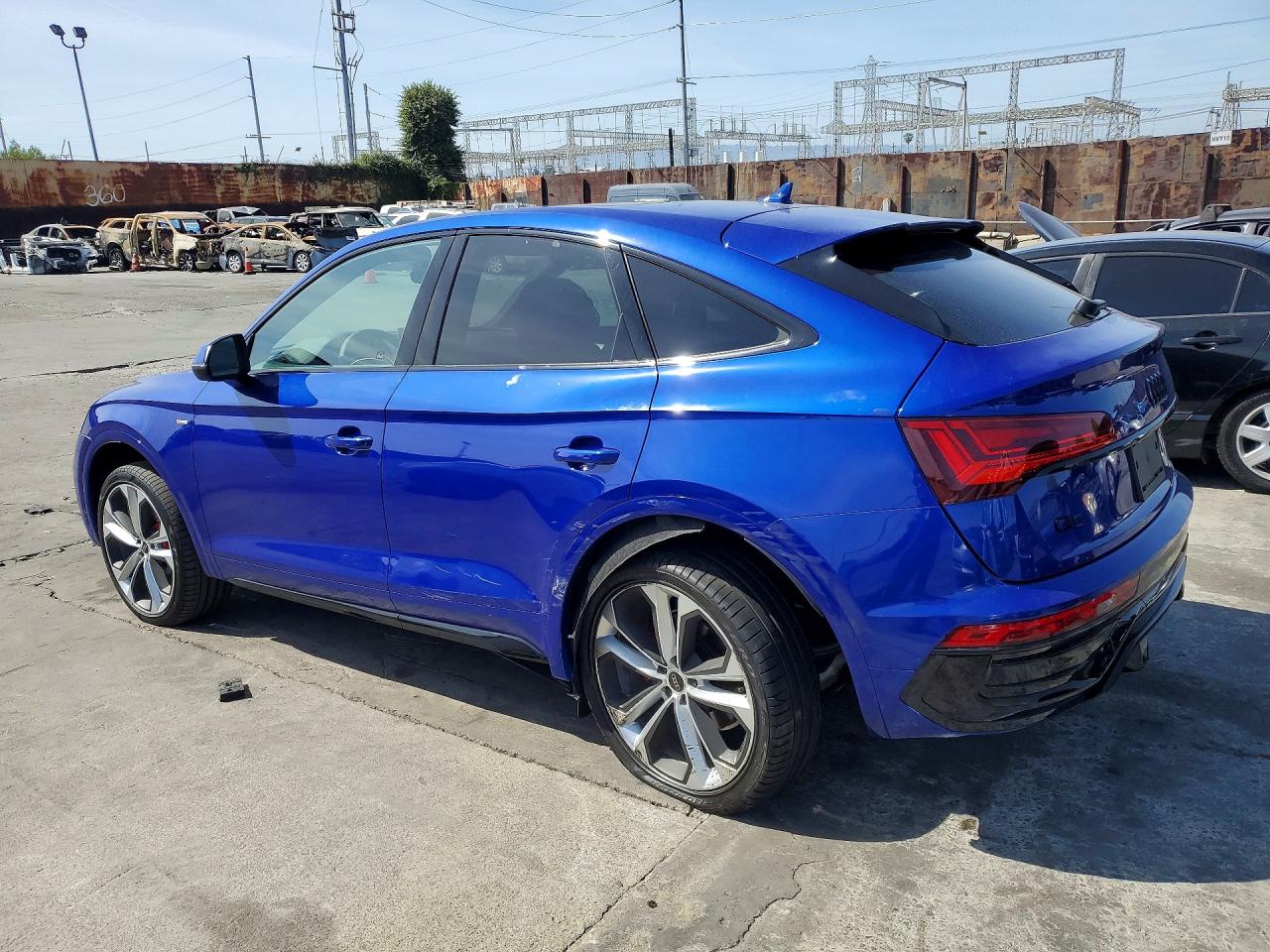 2024 AUDI Q5 VIN WA15AAFYXR2138436 photo 2