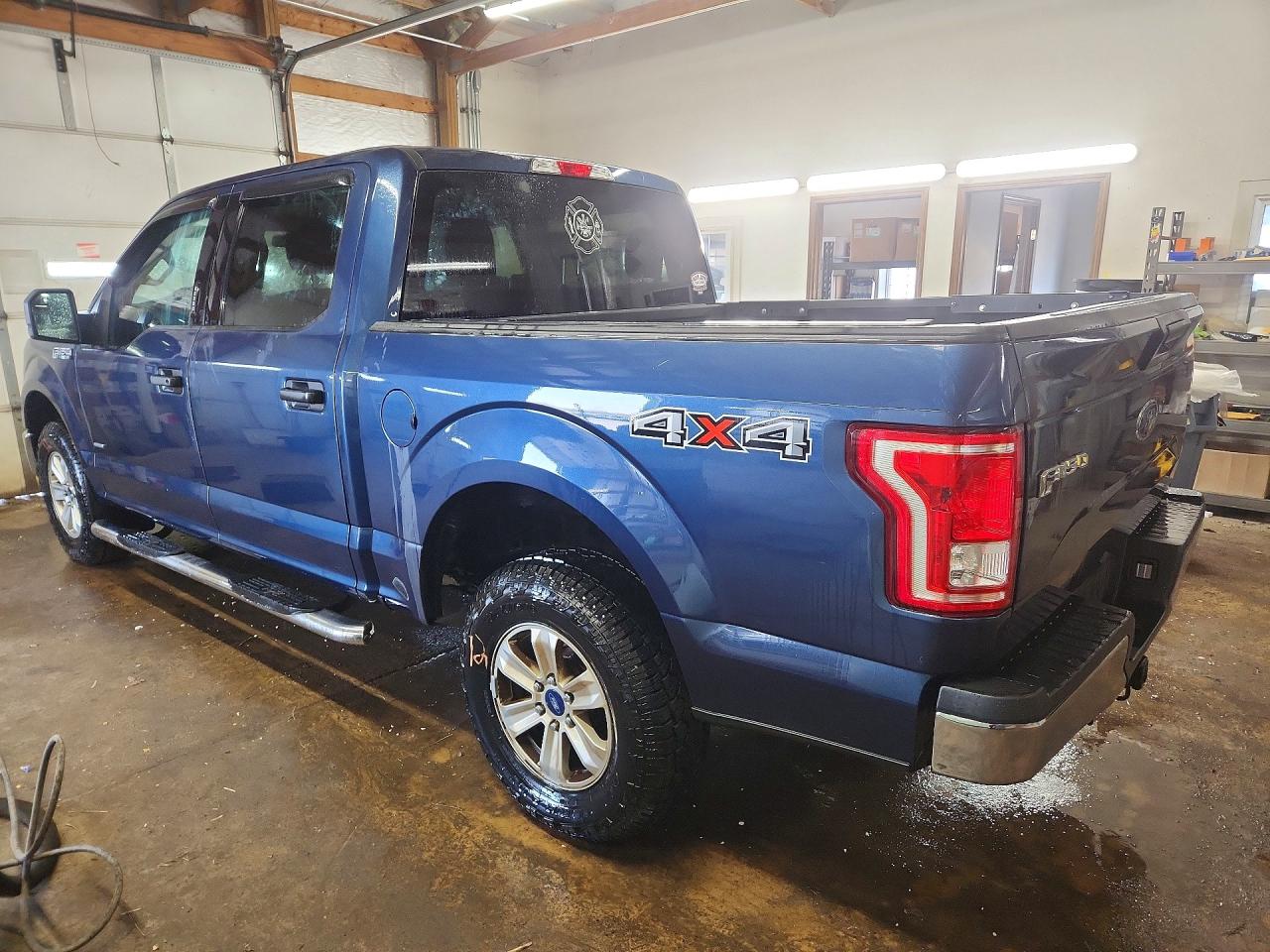 2017 FORD F-150 VIN 1FTEW1EG3HFB42867 photo 2