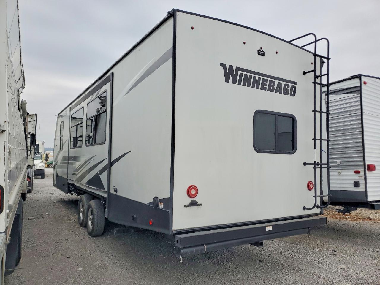 2021 WINNEBAGO All models VIN 54CTV1Y2XM6061546 photo 3