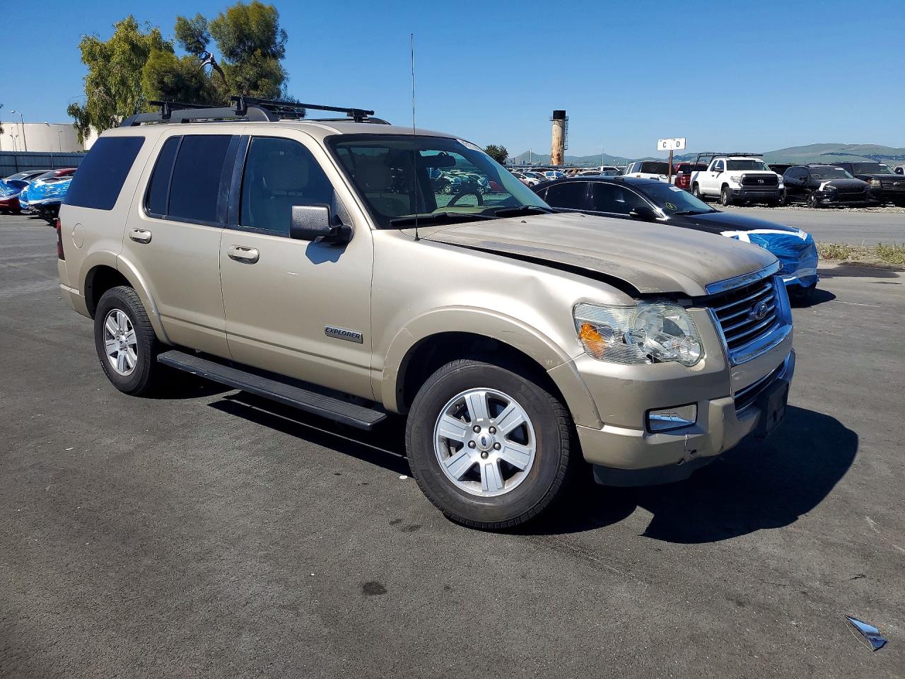 2007 Ford Explorer VIN 1FMEU73E17UB74359 photo 4