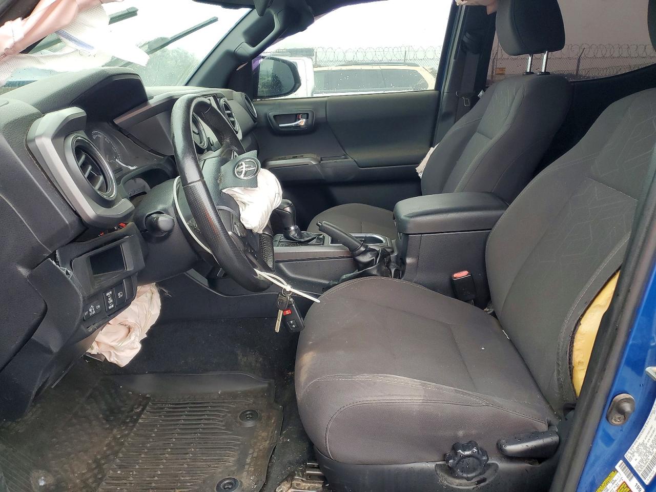 2018 Toyota Tacoma VIN 3TMAZ5CNXJM056234 photo 7
