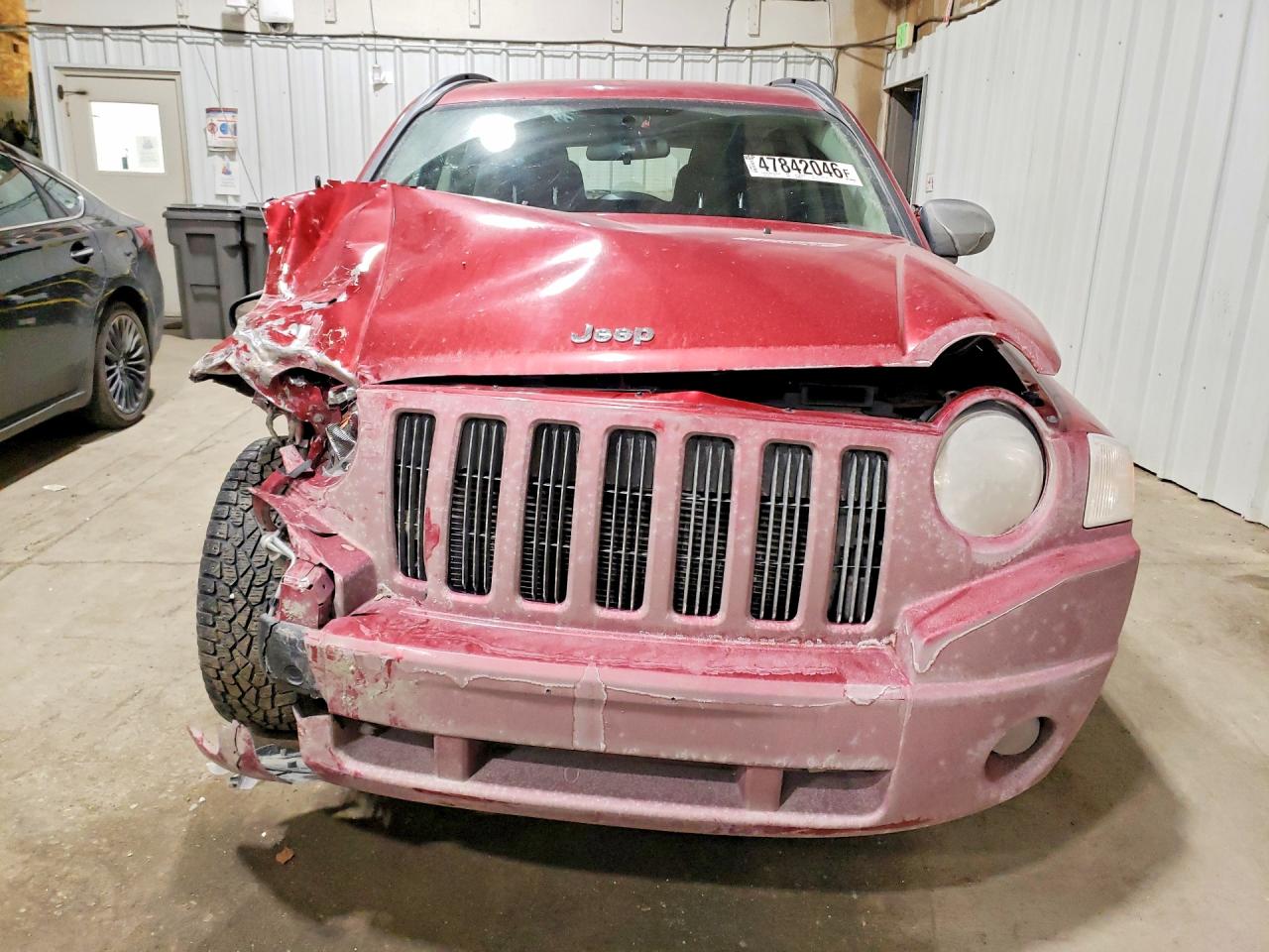 2010 Jeep Compass VIN 1J4NF4FB9AD601674 photo 5
