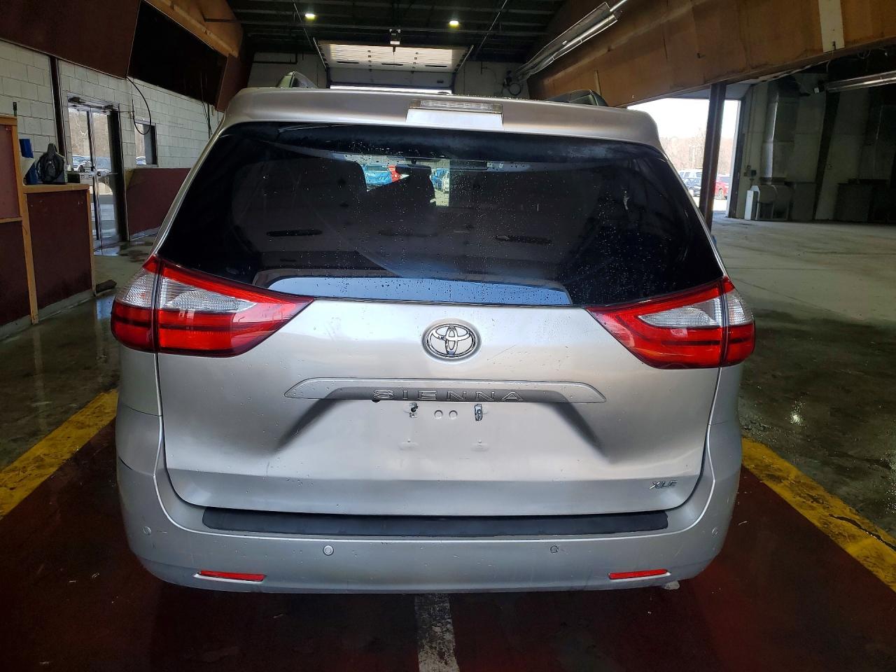 2015 Sienna VIN 5TDYK3DC9FS567560 photo 6