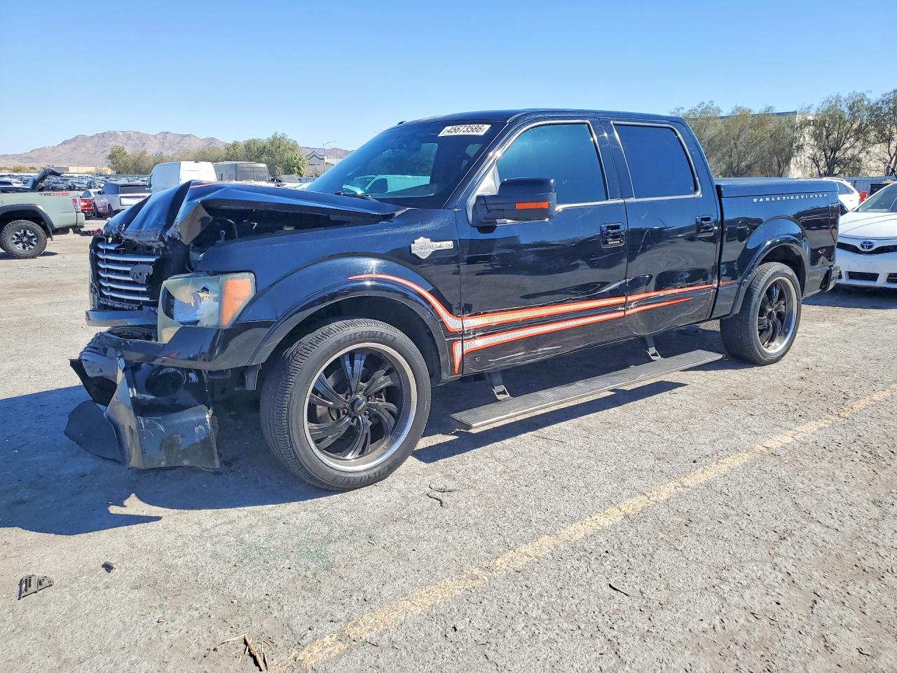2011 Ford F150 VIN 1FTFW1C60BFD14052 photo 1