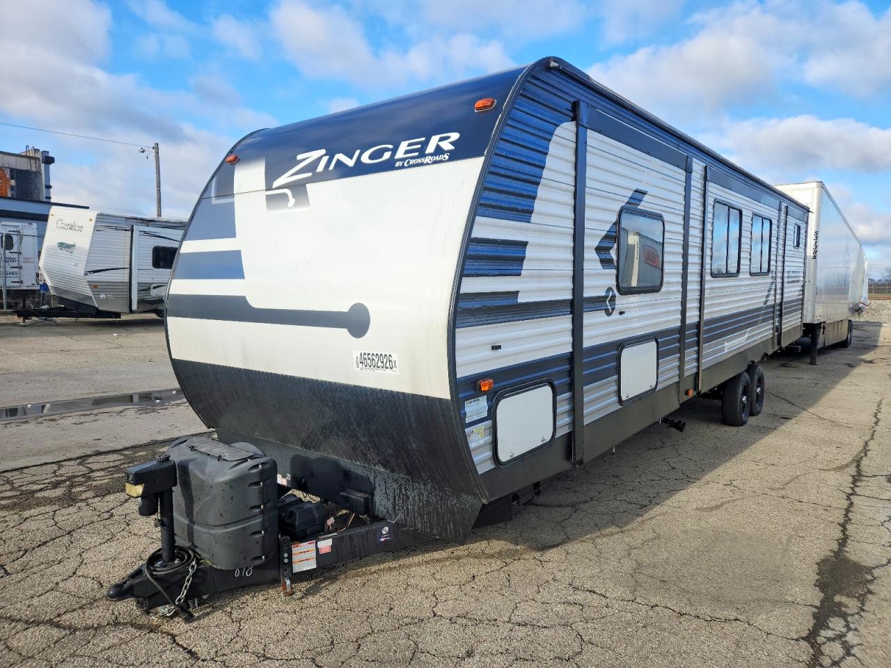 2021 KEYSTONE Trailer VIN 4YDT34023MS371898 photo 2
