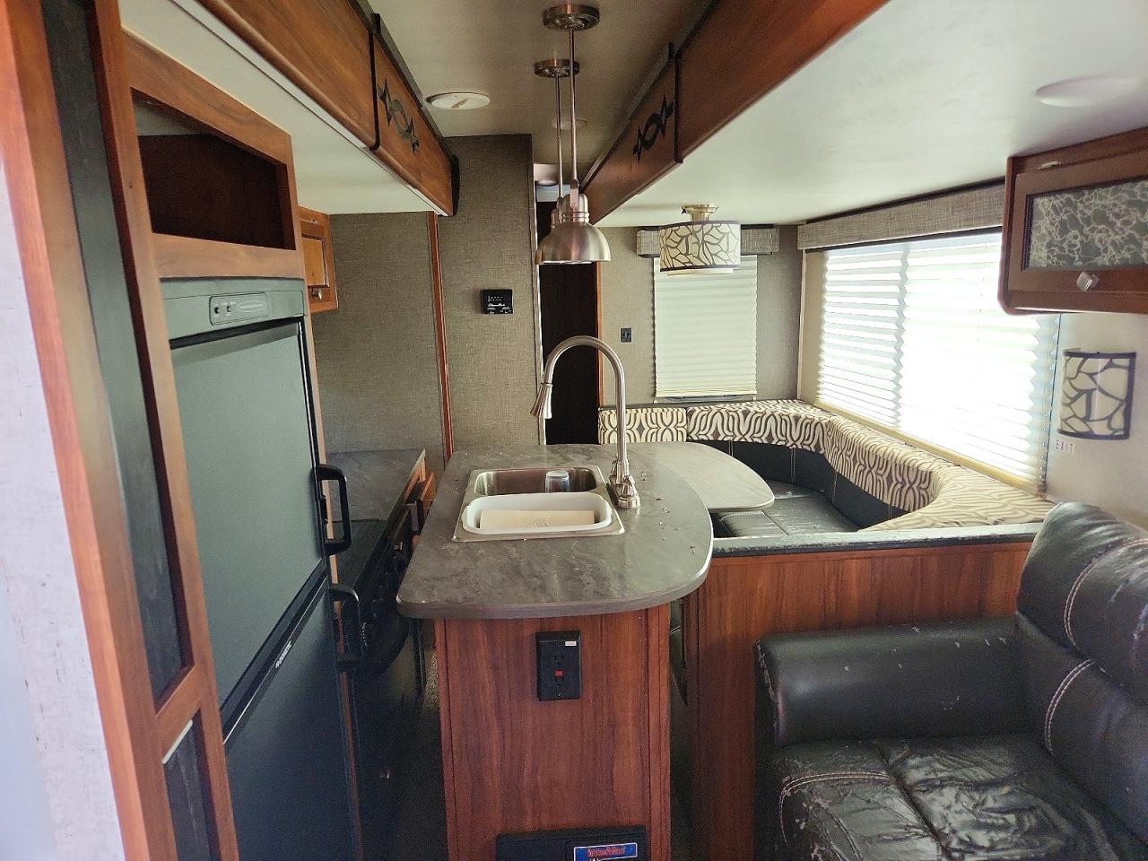 2018 HEARTLAND All models VIN 5SFNB3727JE348159 photo 5