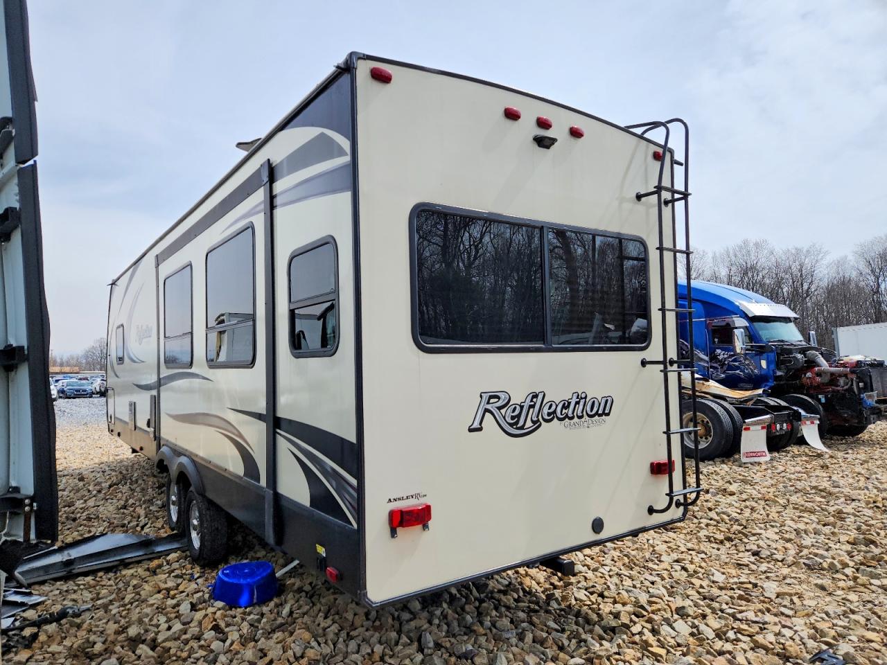 2019 GRAND Reflection VIN 573TR3427K3410658 photo 3